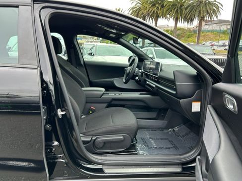Used 2023 Hyundai Ioniq 6 SE RWD image 38