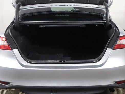 Used 2019 Toyota Camry LE image 16
