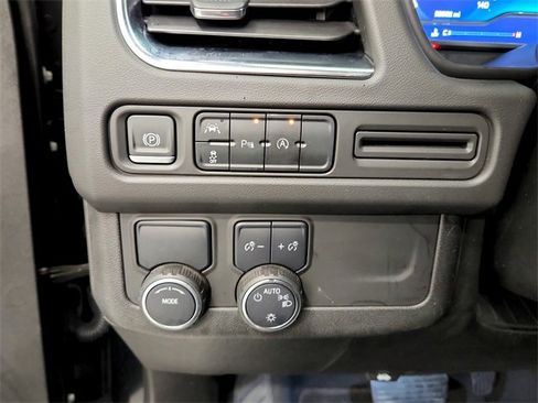 Used 2023 Chevrolet Tahoe Premier image 21