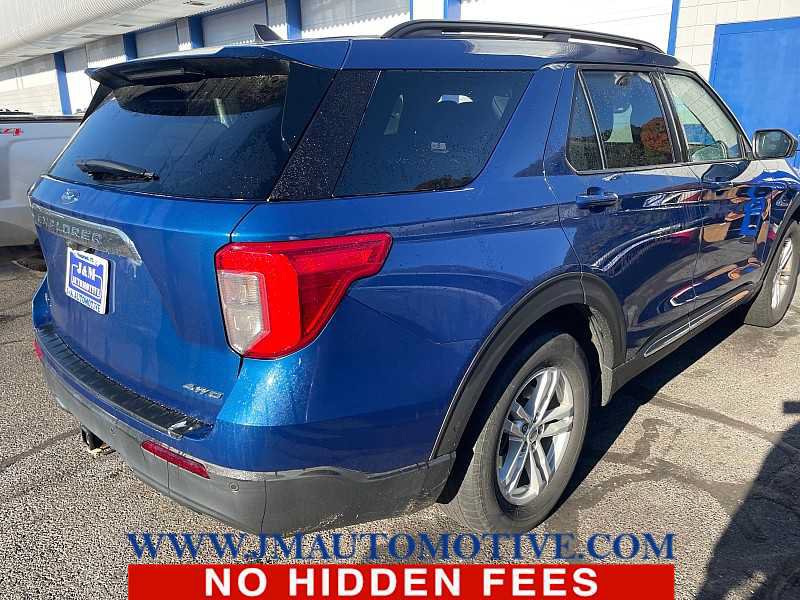 Used 2022 Ford Explorer XLT w/ Class IV Trailer Tow Package AWD/4WD image 4