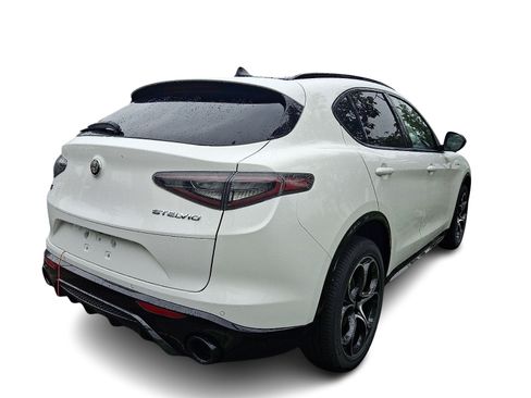 New 2026 Alfa Romeo Stelvio Sprint AWD/4WD image 4