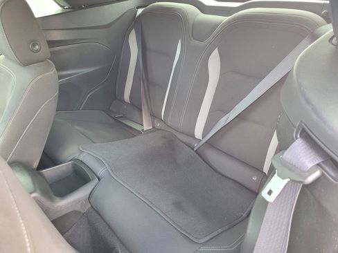 Used 2020 Chevrolet Camaro LT RWD image 15