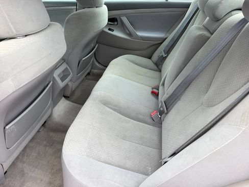 Used 2009 Toyota Camry FWD image 13