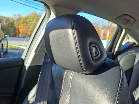 Used 2023 Acura TLX w/Technology Package image 17