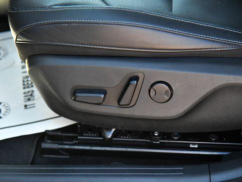 Used 2023 Kia EV6 Wind w/ Wind Technology Package AWD/4WD image 17