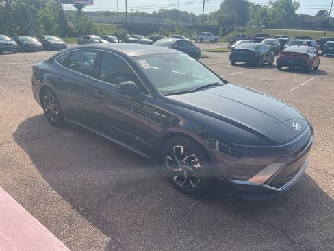Used 2025 Hyundai Sonata SEL image 9