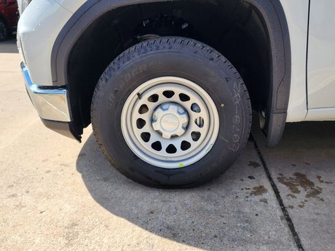 New 2026 GMC Sierra 1500 Pro w/ Pro Value Package image 50