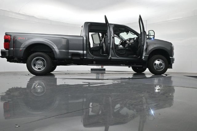 New 2026 Ford F350 Lariat w/ Lariat Ultimate Package AWD/4WD image 57
