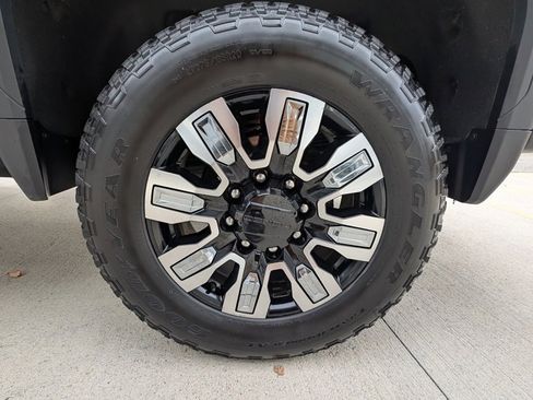 Used 2024 GMC Sierra 2500 Denali w/ Denali Reserve Package image 49