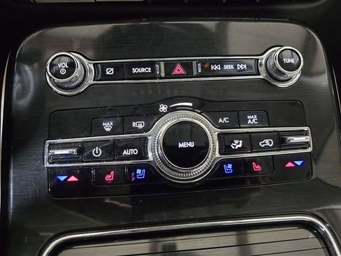 Used 2022 Lincoln Nautilus Black Label image 15