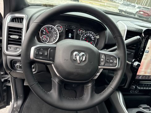 New 2026 RAM 2500 Big Horn AWD/4WD image 18