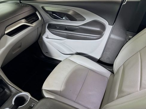 Certified 2022 GMC Terrain SLT w/ Infotainment Package II FWD image 22