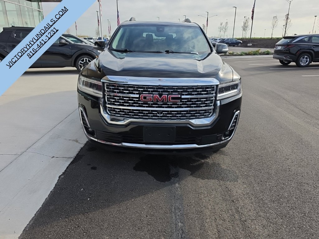 Used 2022 GMC Acadia Denali w/ Denali Ultimate Package FWD image 9