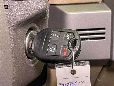 Used 2011 Ford F150 Lariat w/ Lariat Chrome Pkg image 39