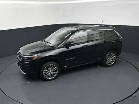 Used 2024 Jeep Compass Limited w/ Elite Group AWD/4WD image 14