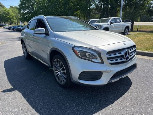 Used 2018 Mercedes-Benz GLA 250 image 7