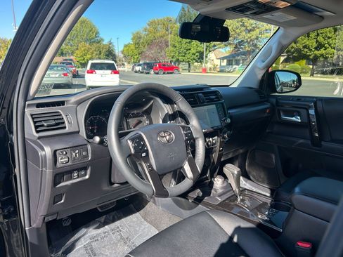 Certified 2023 Toyota 4Runner 40th Anniversary SE image 11