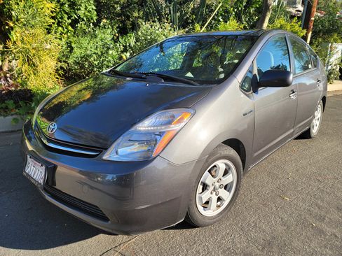 Used 2009 Toyota Prius HATCHBACK 4D image 1