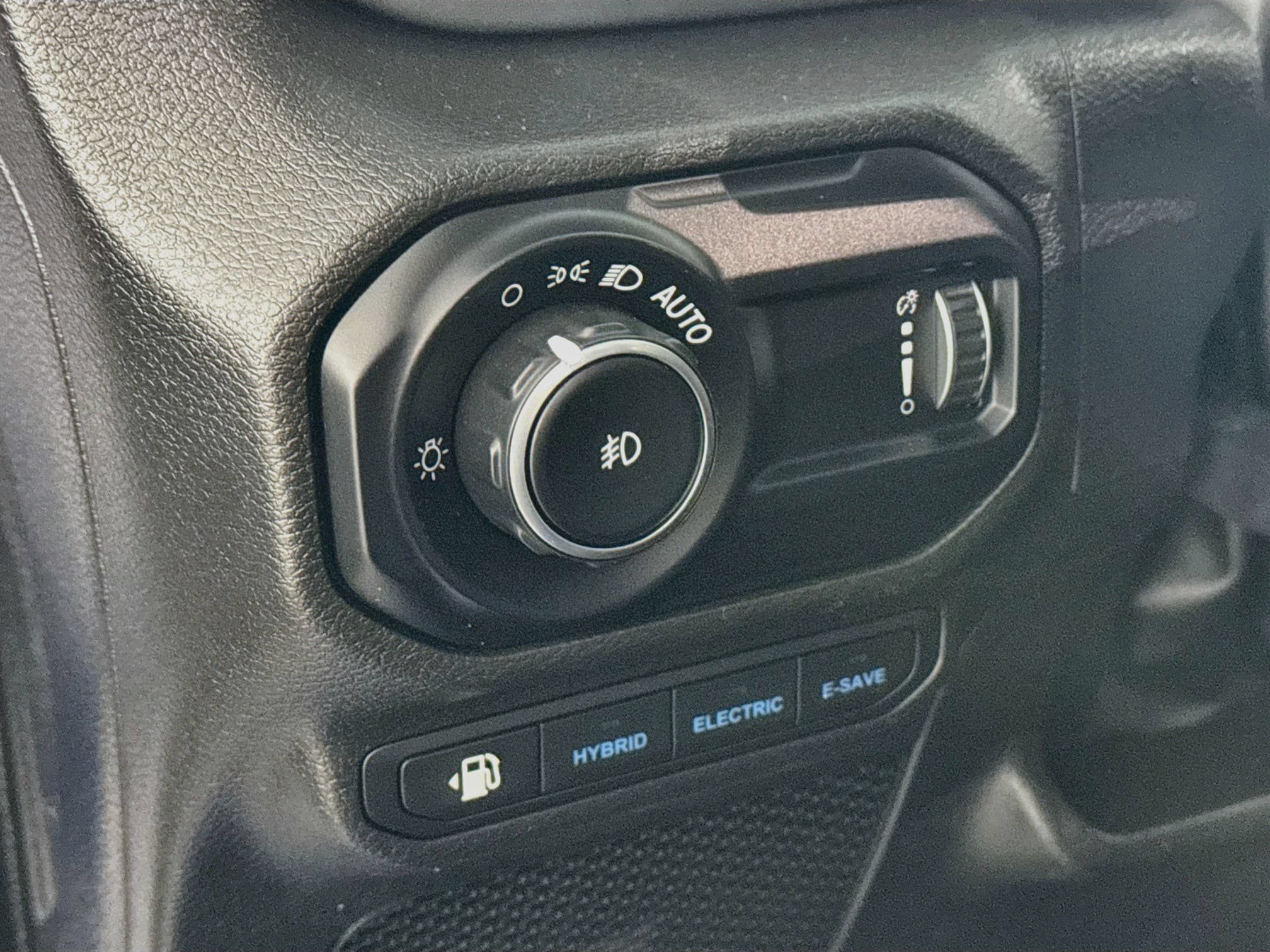 Used 2023 Jeep Wrangler Unlimited w/ Cold Weather Group AWD/4WD image 13