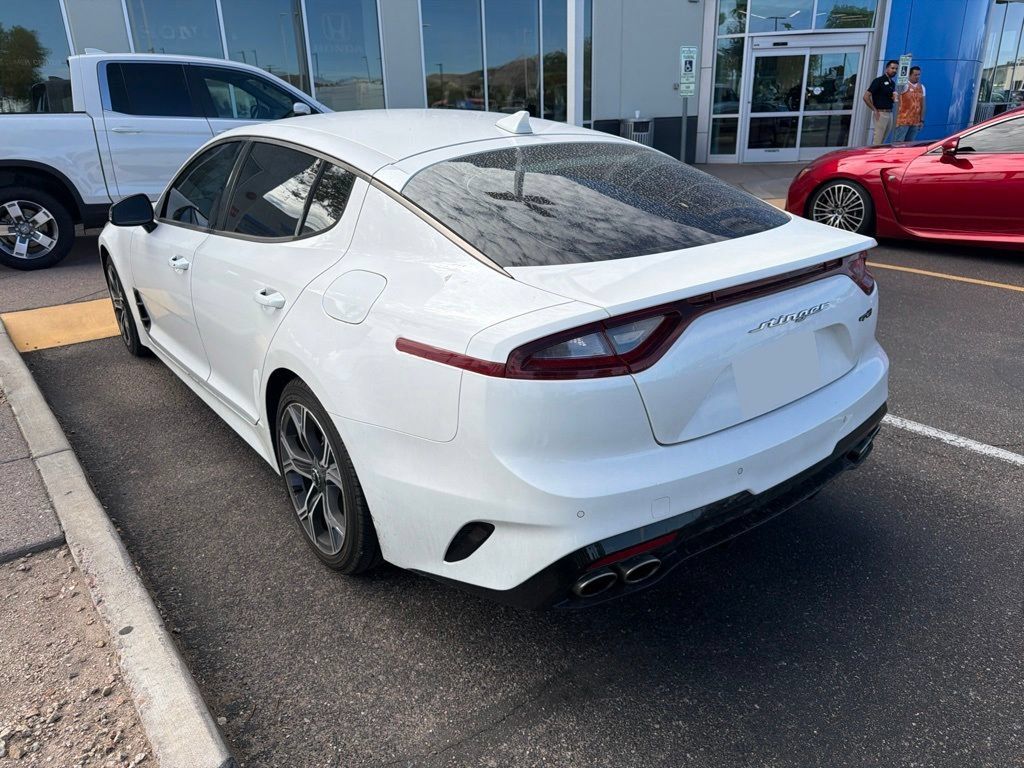 Used 2020 Kia Stinger GT-Line RWD image 3