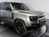 Used 2025 Land Rover Defender 110 X-Dynamic SE image 2
