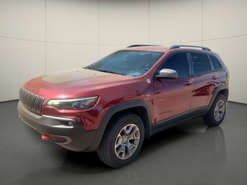 Used 2021 Jeep Cherokee Trailhawk w/ Technology Group AWD/4WD image 3