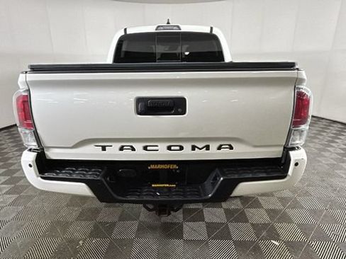 Used 2021 Toyota Tacoma TRD Sport w/ TRD Premium Sport Package AWD/4WD image 3