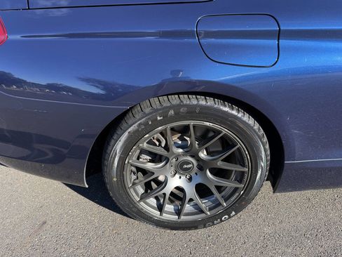 Used 2012 BMW 650i xDrive Convertible image 33