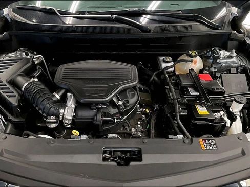 Used 2024 Cadillac XT6 Premium Luxury FWD image 9