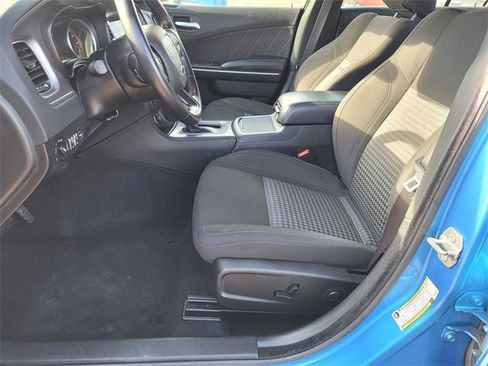 Used 2023 Dodge Charger SXT image 15