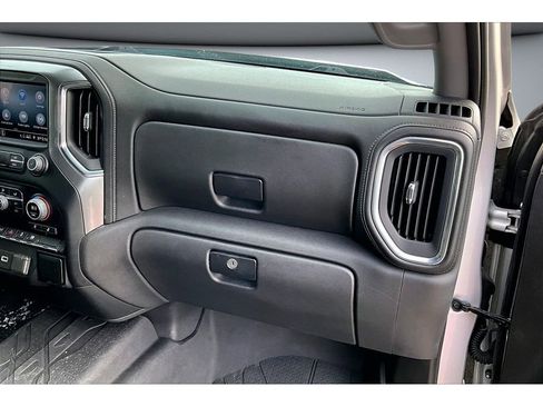 Used 2022 Chevrolet Silverado 1500 LT image 18