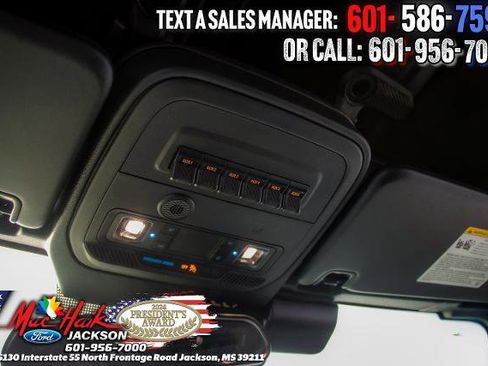 New 2025 Ford Bronco Outer Banks w/ Sasquatch Package image 16