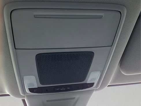 Used 2024 Honda CR-V LX image 28