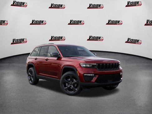 New 2025 Jeep Grand Cherokee Limited w/ Black Appearance Package AWD/4WD image 5