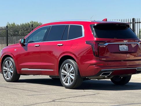 Used 2020 Cadillac XT6 Premium Luxury w/ Platinum Package AWD/4WD image 7