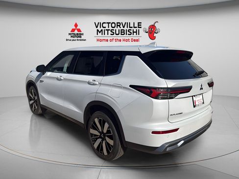 New 2026 Mitsubishi Outlander SE AWD/4WD image 5
