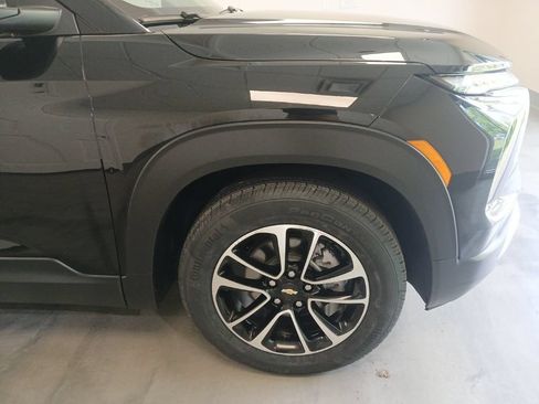 Used 2024 Chevrolet TrailBlazer LT w/ LT Cold Weather Package FWD image 7