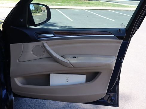 Used 2013 BMW X5 xDrive50i AWD/4WD image 27