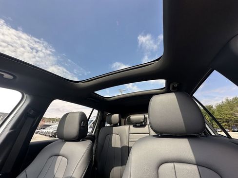 New 2026 Mercedes-Benz GLB 250 4MATIC image 34
