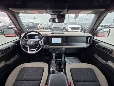 Used 2022 Ford Bronco Wildtrak image 26