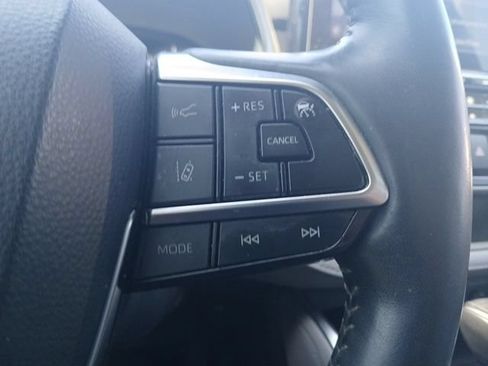 Used 2020 Toyota Highlander Platinum AWD/4WD image 25