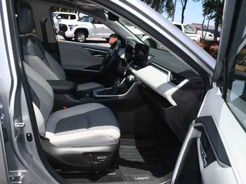 Used 2024 Toyota RAV4 Limited w/ Advanced Technology Package AWD/4WD image 23