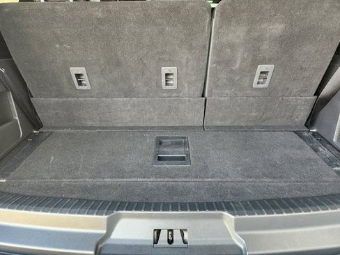 Used 2024 Ford Expedition Platinum image 32