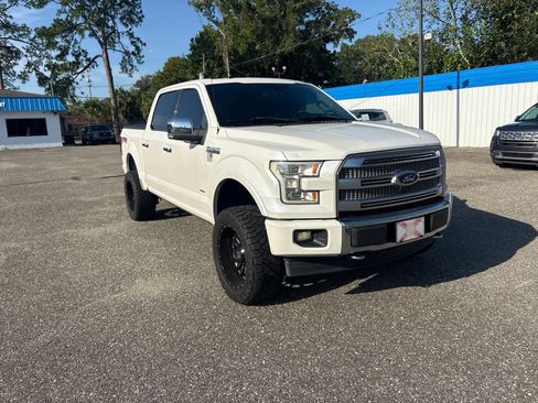 Used 2017 Ford F150 Platinum w/ Equipment Group 701A Luxury AWD/4WD image 1