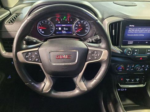 Used 2020 GMC Terrain Denali w/ Denali Premium Package FWD image 22