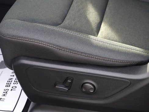 New 2026 RAM 1500 Big Horn AWD/4WD image 14