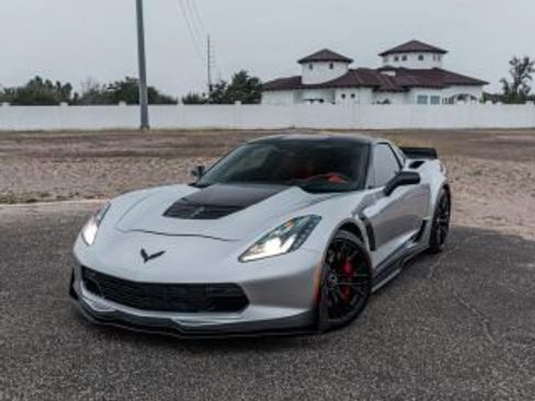 Used 2016 Chevrolet Corvette Z06 w/ 2LZ Preferred Equipment Group image 4