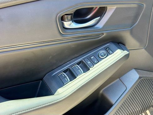 Used 2025 Honda Accord Sport image 17