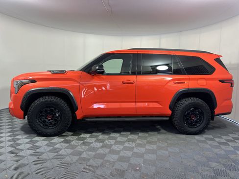 Used 2023 Toyota Sequoia TRD Pro AWD/4WD image 7