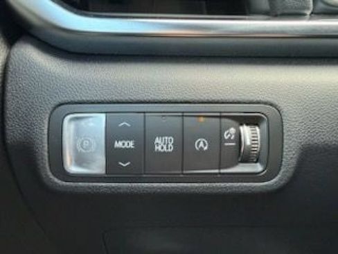Used 2026 GMC Terrain Elevation FWD image 27